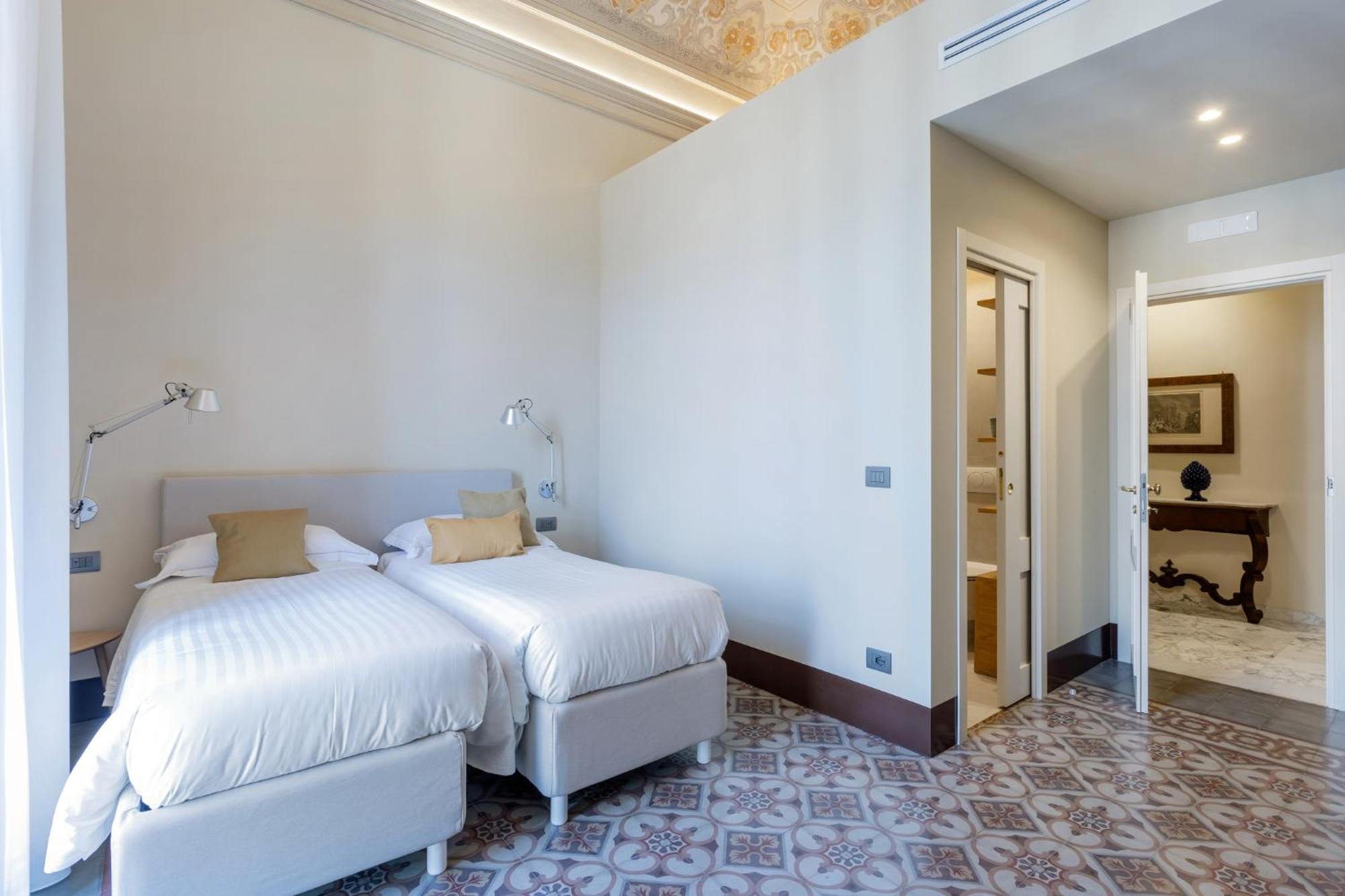 Palazzo Costarelli - Bed And Breakfast 카타니아 객실 사진
