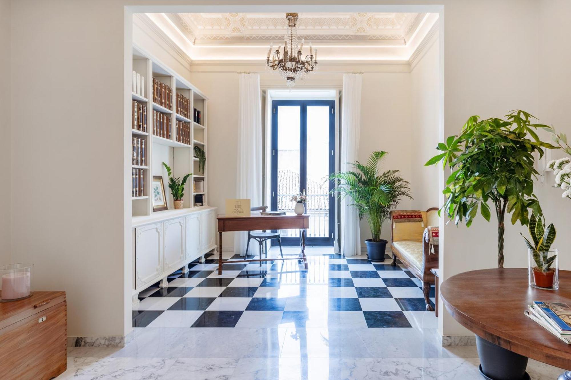 Palazzo Costarelli - Bed And Breakfast 카타니아 외부 사진